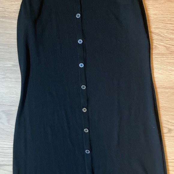 Justify Black Button-Down Midi Dress - Picture 4 of 10